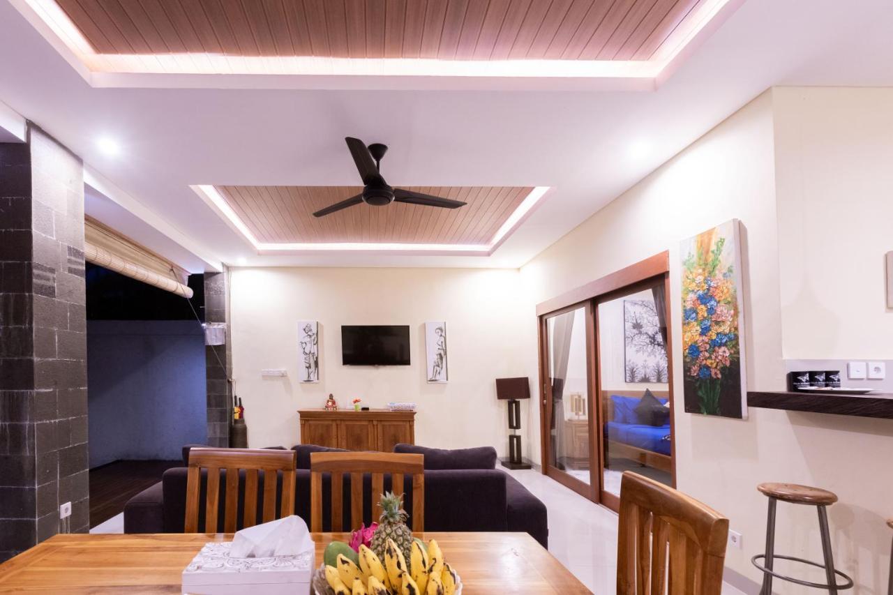 Villa Hitam Putih Legian Bali Seminyak Exteriör bild