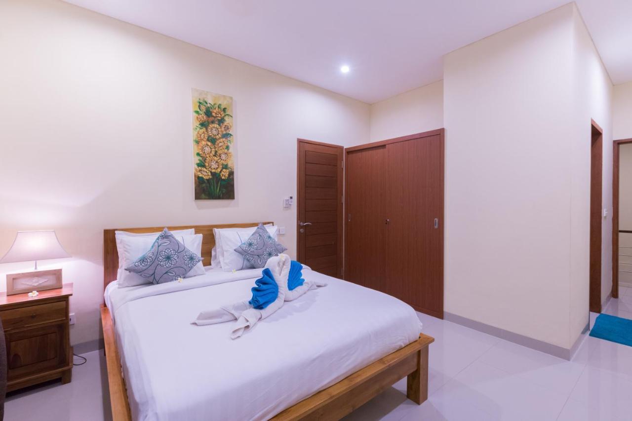 Villa Hitam Putih Legian Bali Seminyak Exteriör bild