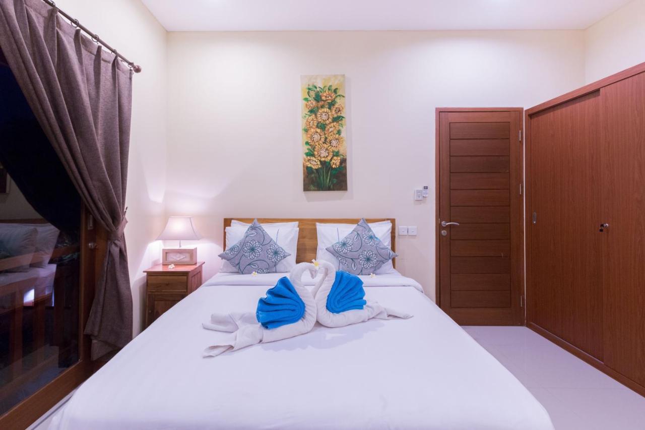 Villa Hitam Putih Legian Bali Seminyak Exteriör bild